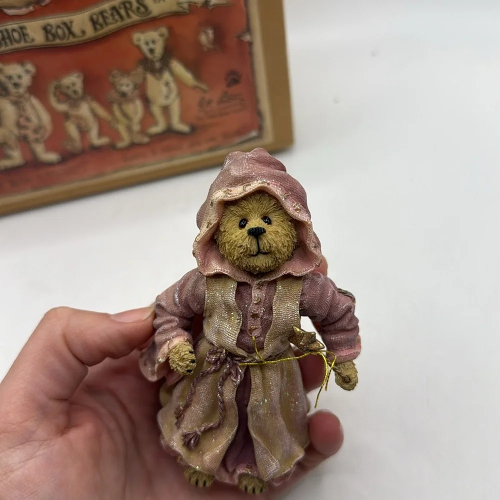 Vtg Shoe Box Bears Boyds Figurine Collectible Moveable Beary Godmother Decor